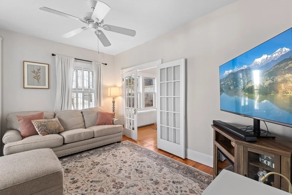 Photo of 4 White Ave