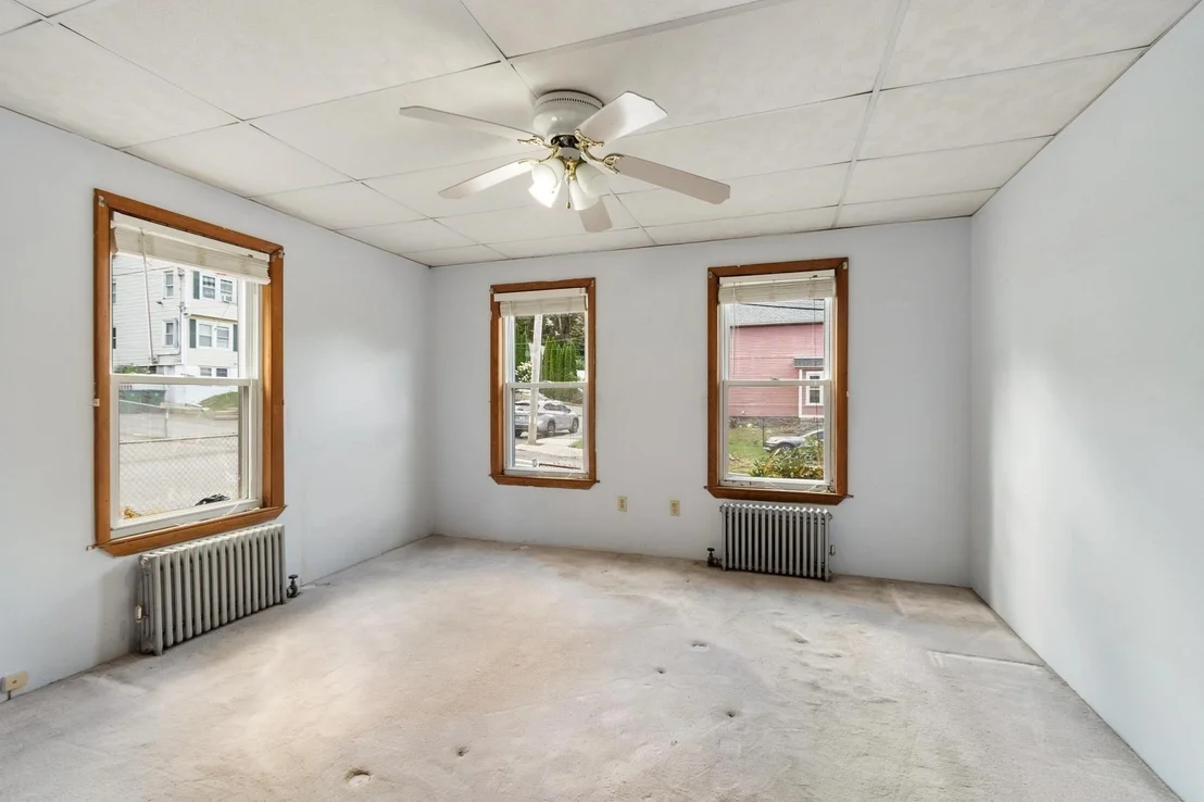 Photo of 352 Stackpole Street