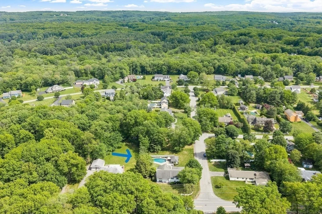 Photo of 305 High St Ext