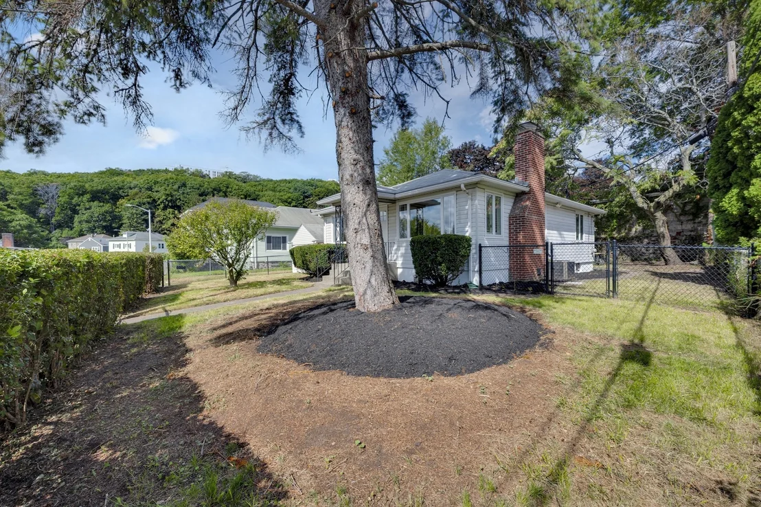 Photo of 79 Chilmark St
