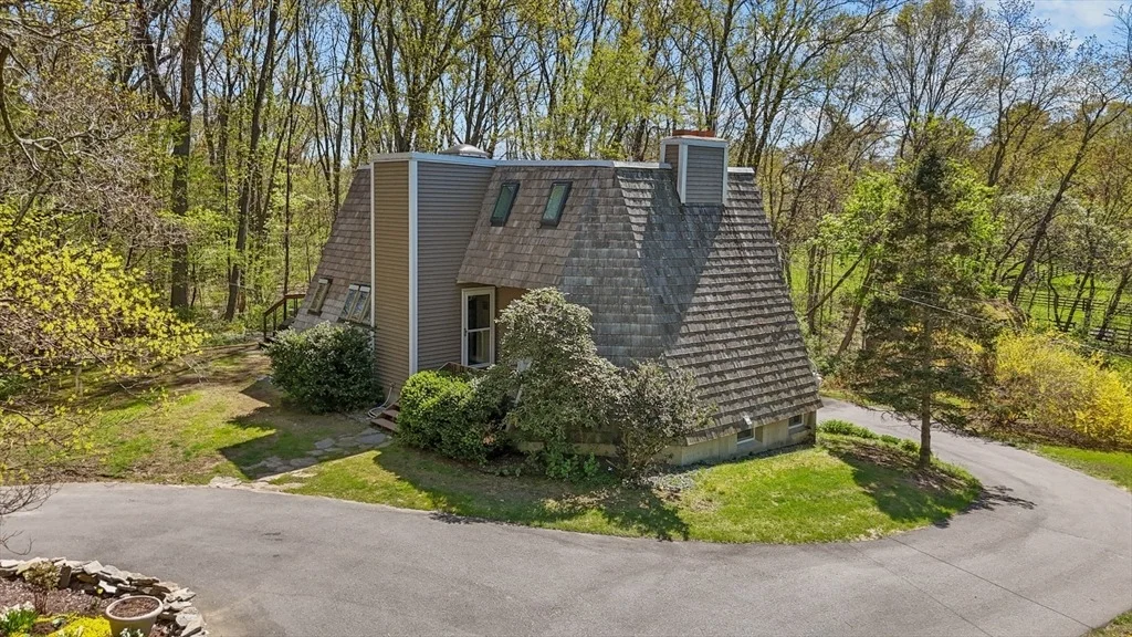 Photo of 121 Brook St