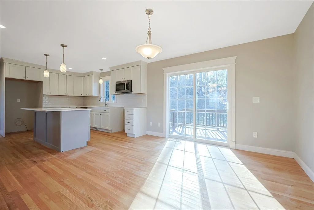 Photo of 19 Oriole Dr
