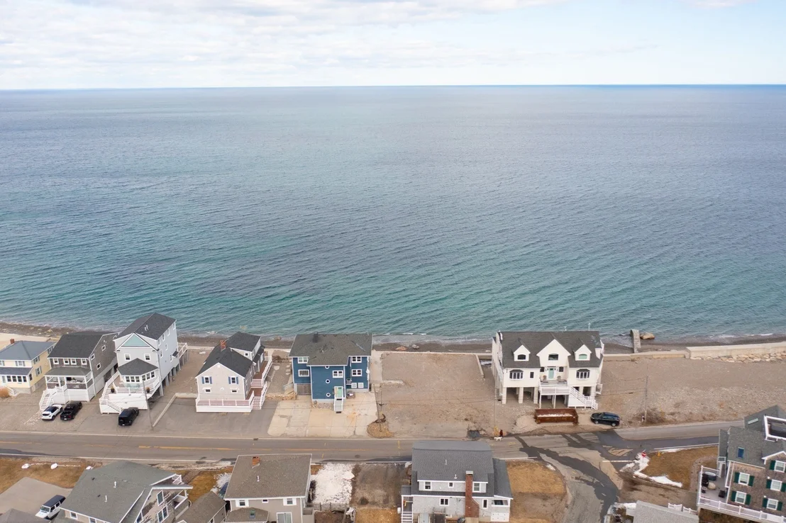 Photo of 50 Oceanside Dr