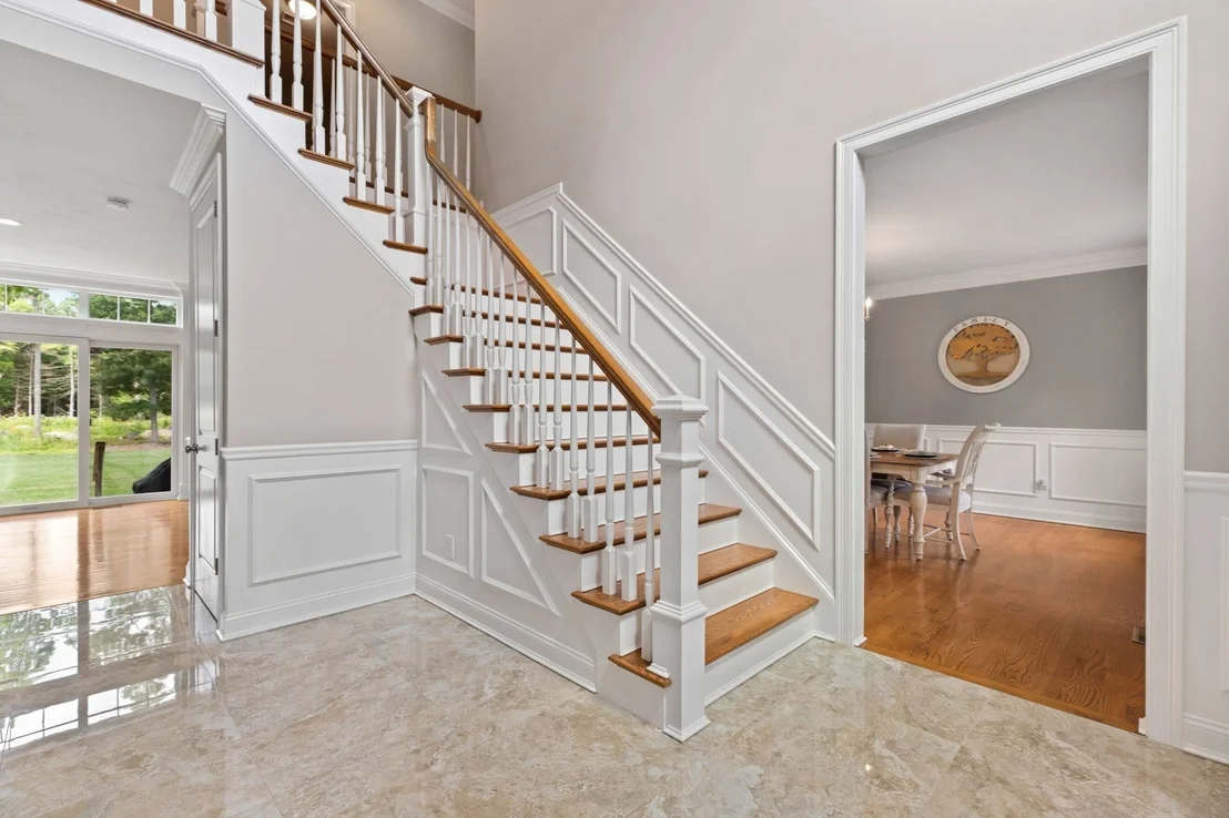 Photo of 92 Plain St W