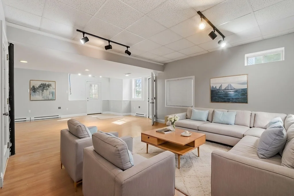 Photo of 5 Lilac Ln