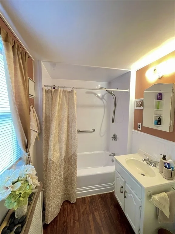 Photo of 27 Springvale Ave