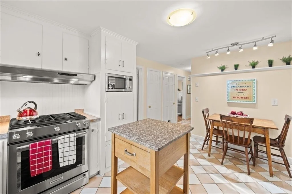 Photo of 19 Cypress Rd