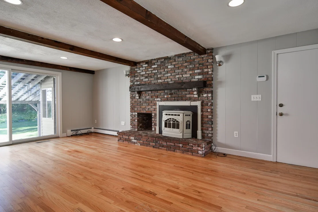 Photo of 46 Donnelly Dr
