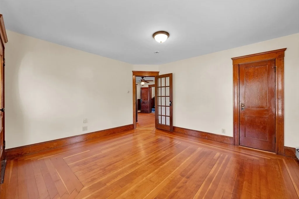 Photo of 259 Main St