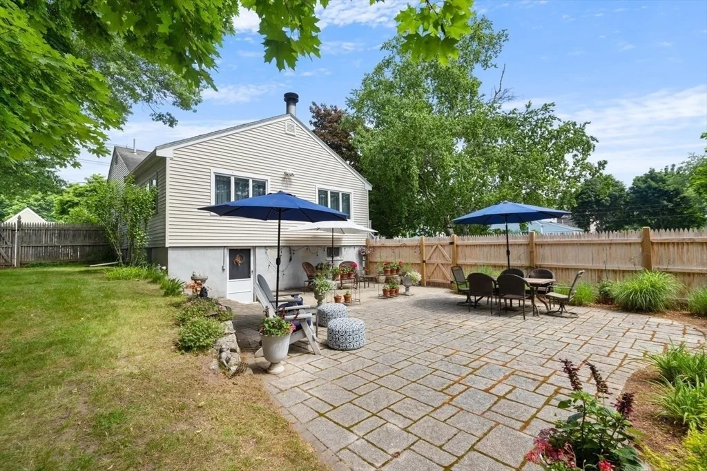 Photo of 16 Beaver Park Road