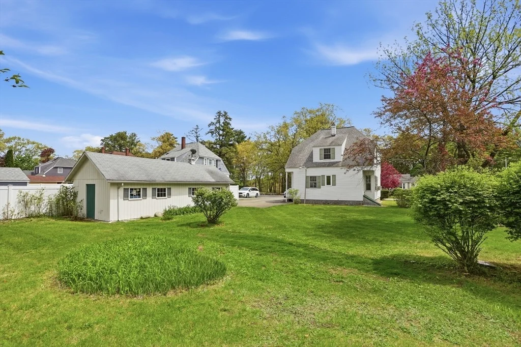 Photo of 38 Brookside Rd