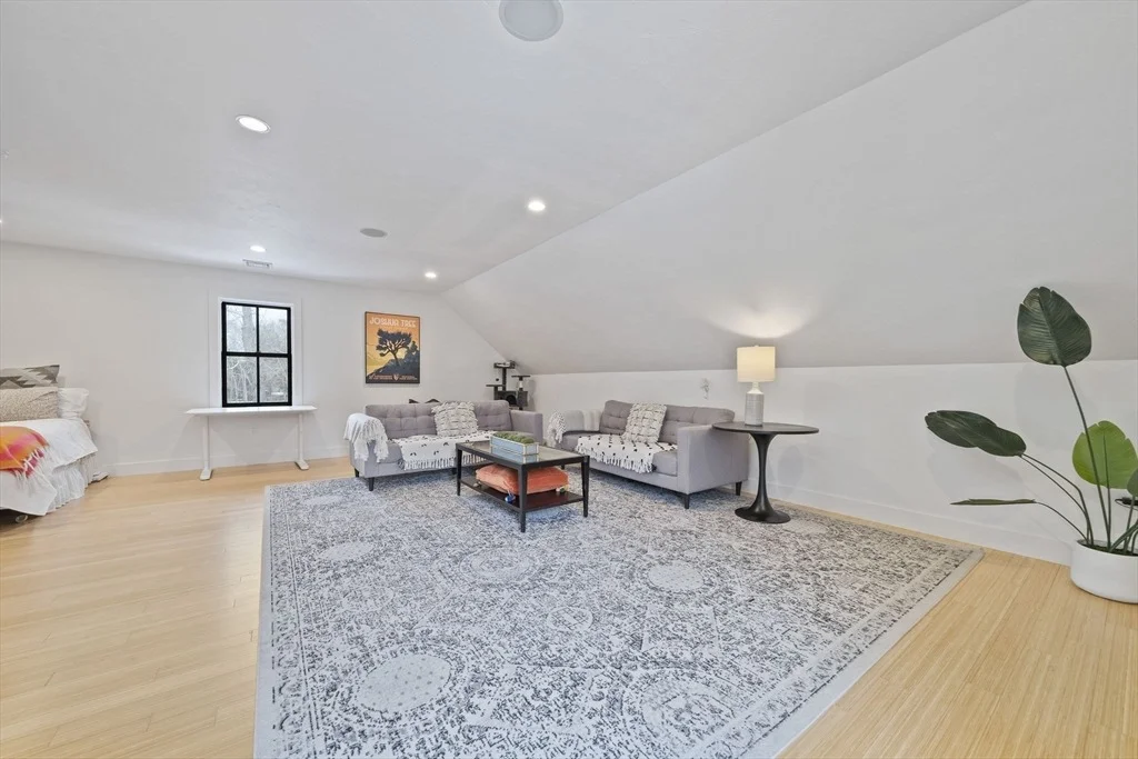 Photo of 229 Spring St