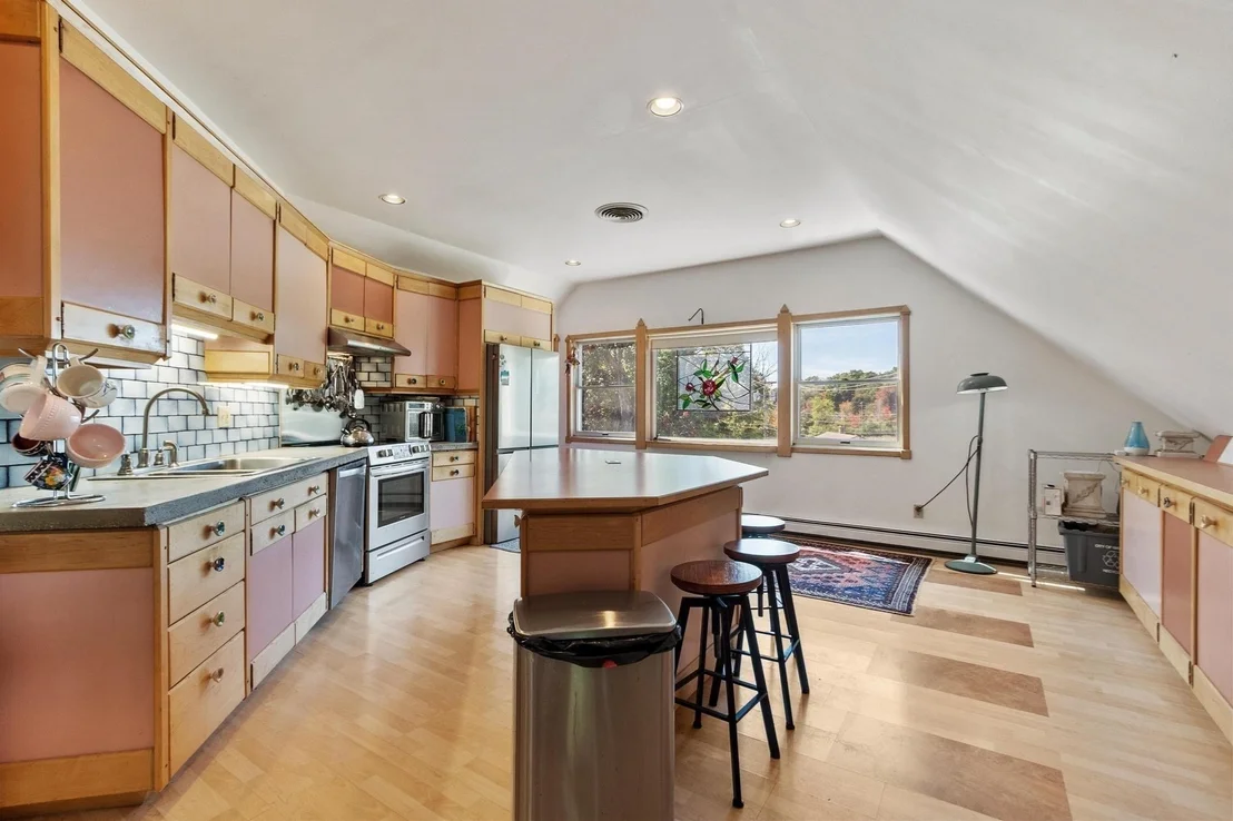 Photo of 14 Travers St