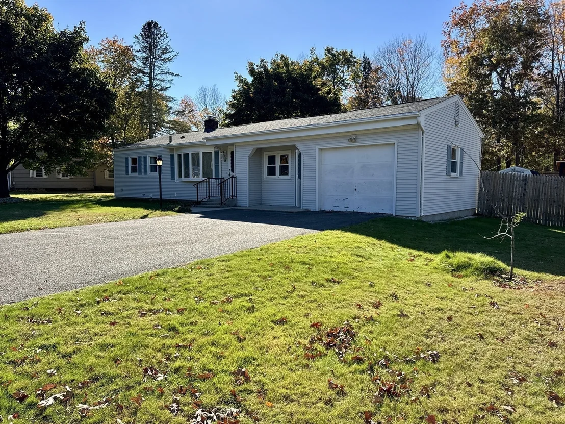 Photo of 18 Cedar Oak Lane