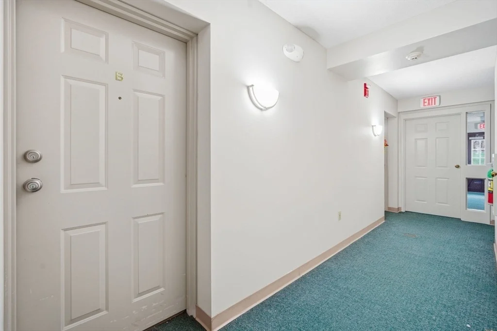 Photo of Unit B at 34 Maple Crest Cir