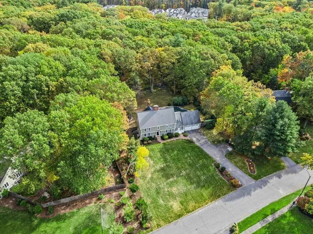 Photo of 266 Willowgate Rise