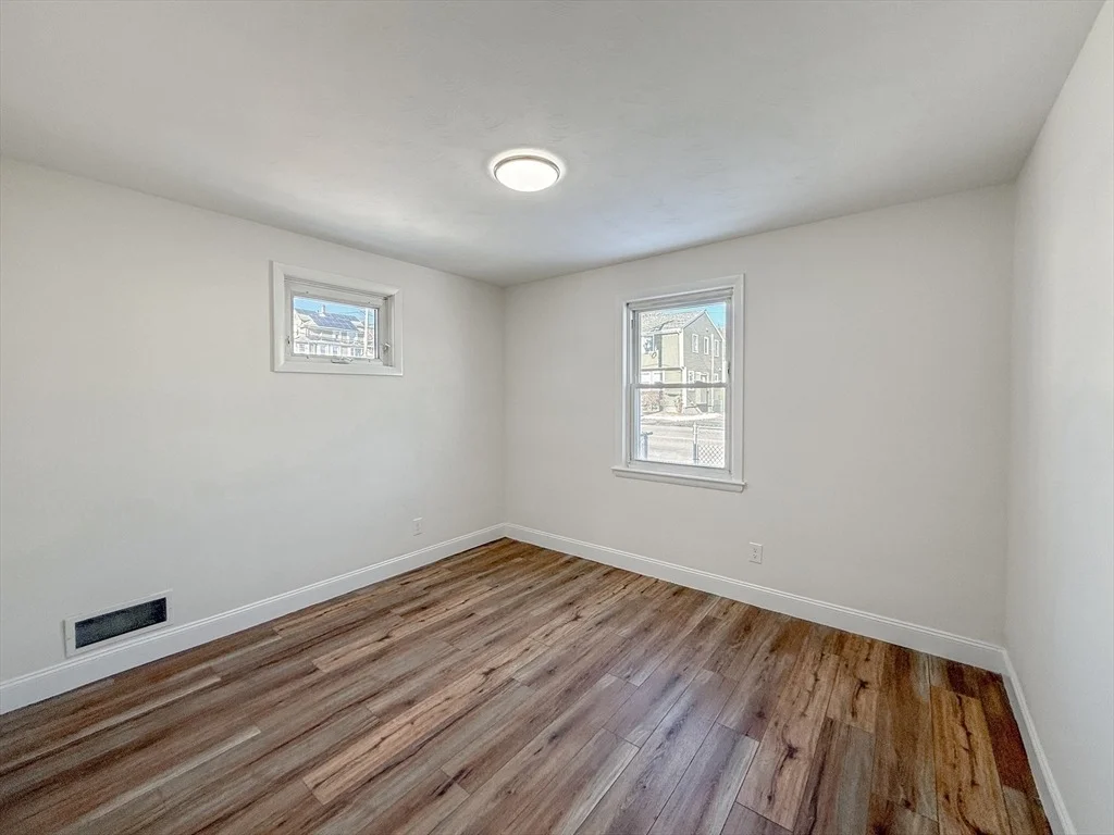 Photo of 31 Millard Ave