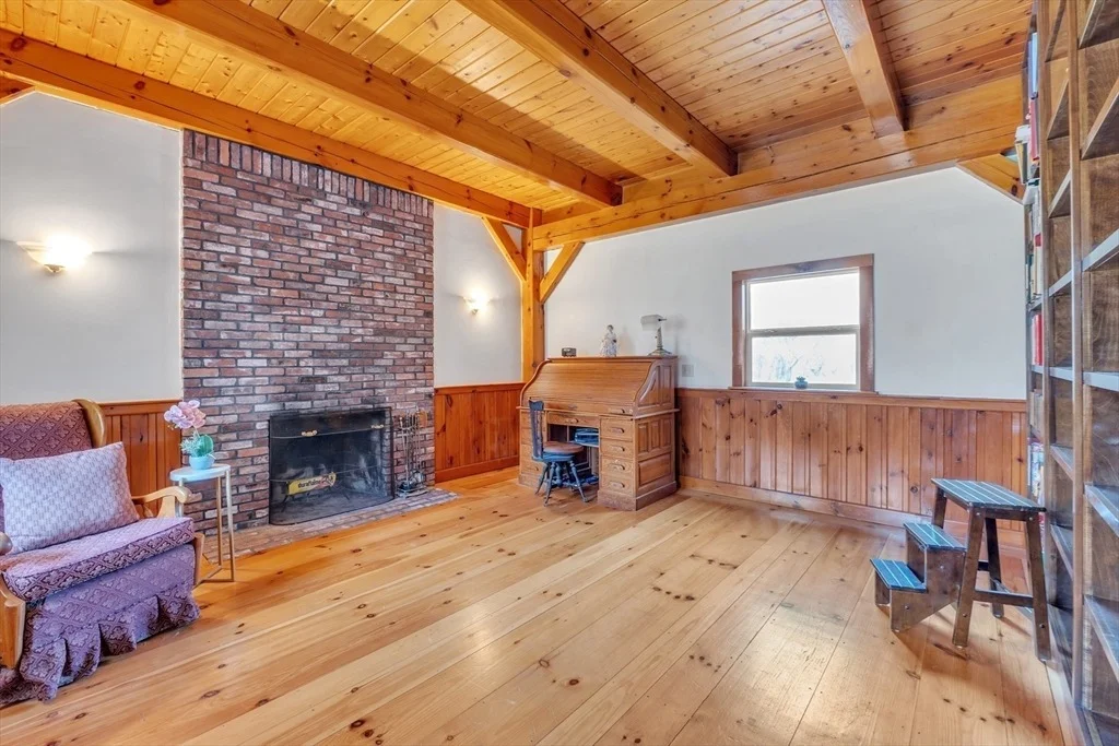 Photo of 89 Kittery Ave