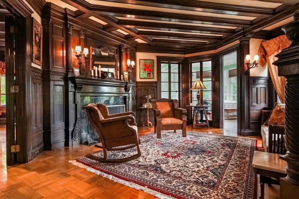 Photo of 707 Highland Ave