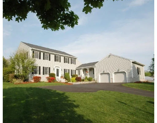 Photo of 8 Farm Road