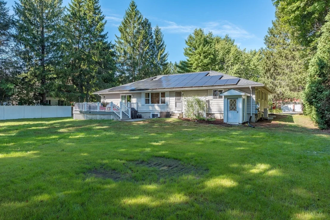 Photo of 69 Grantwood Dr