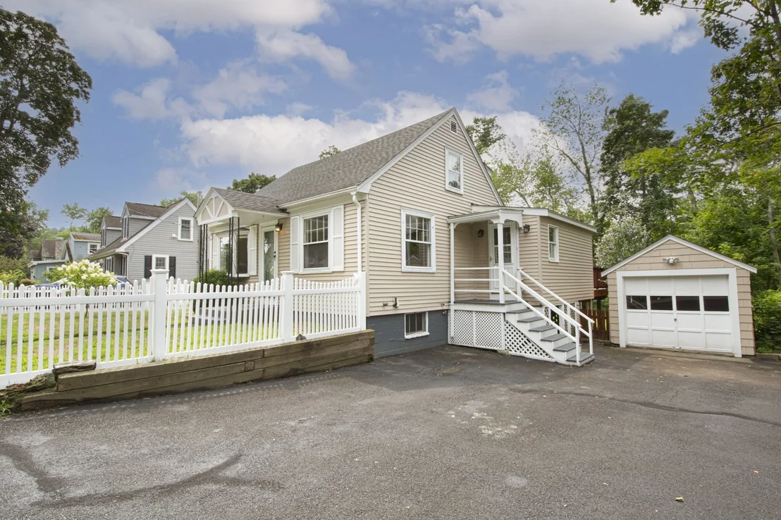 Photo of 13 Brook Street