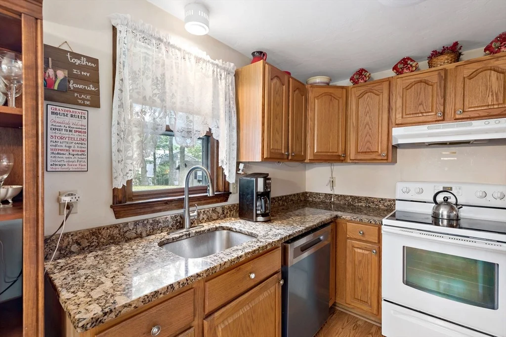 Photo of 28 Cranberry Ave