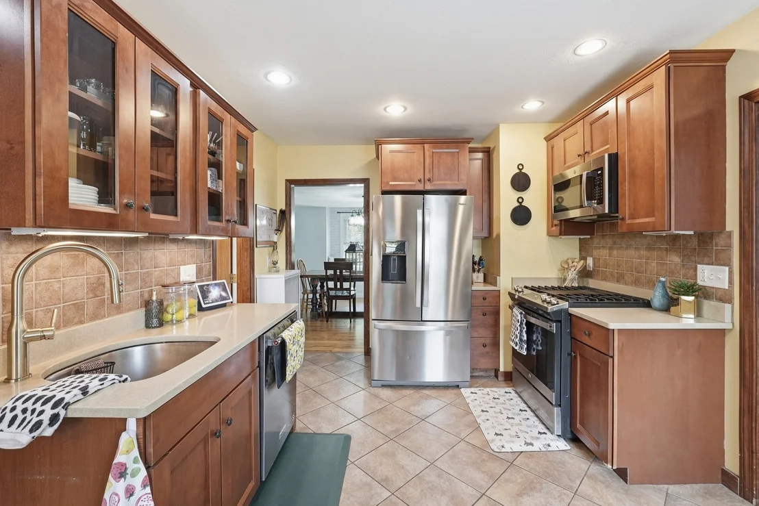 Photo of 31 Wildrose Ave