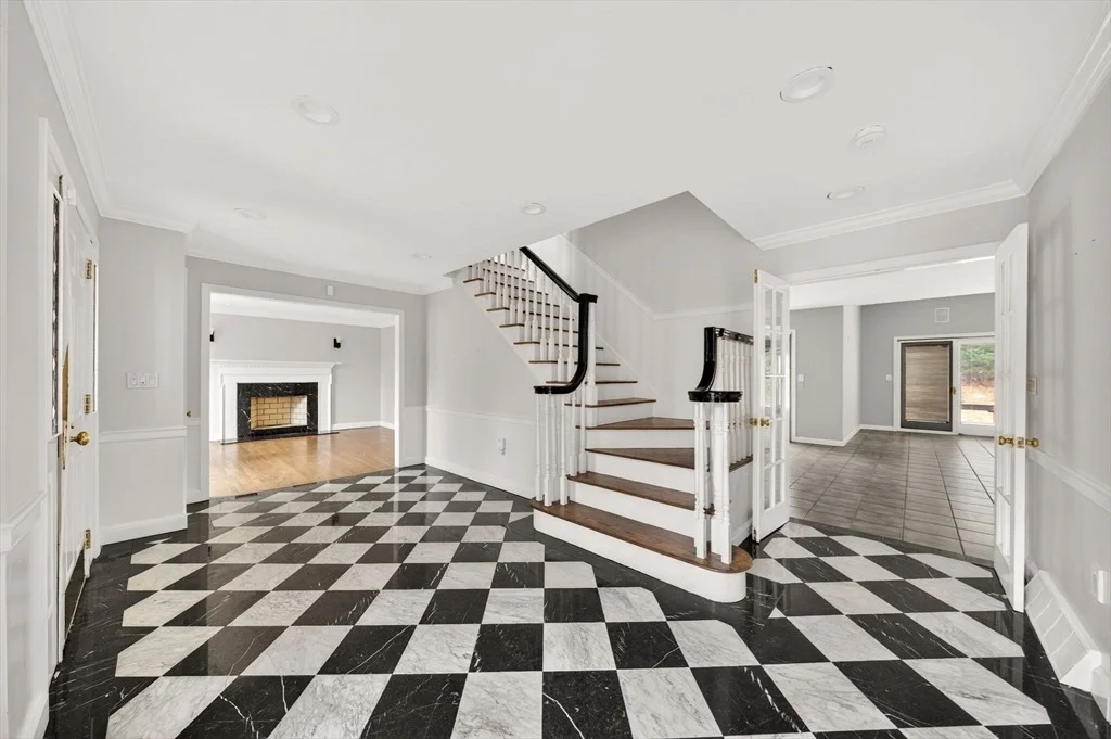 Photo of 84 White Birch Way