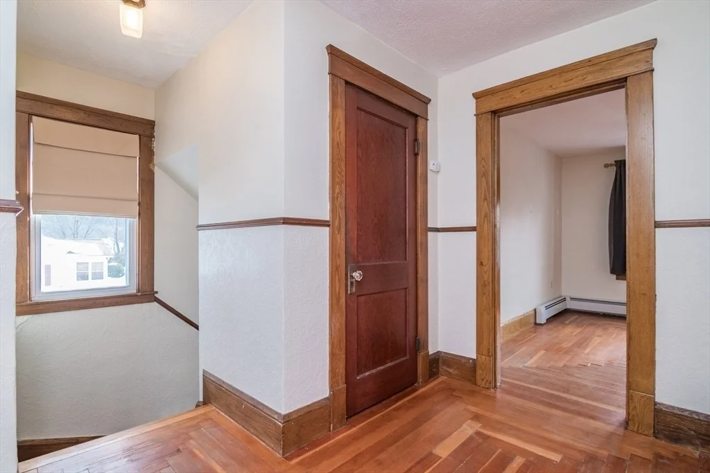 Photo of 2 Oak St