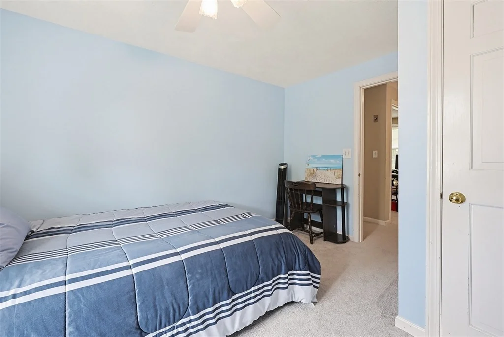 Photo of 37 Jillson Cir