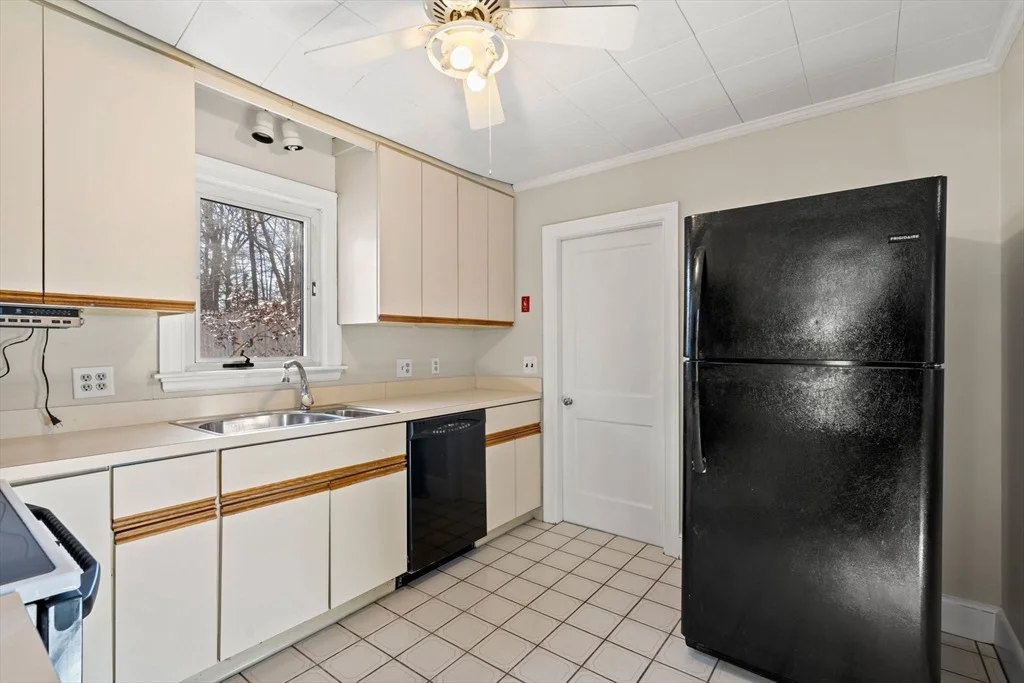 Photo of 286 Locust St