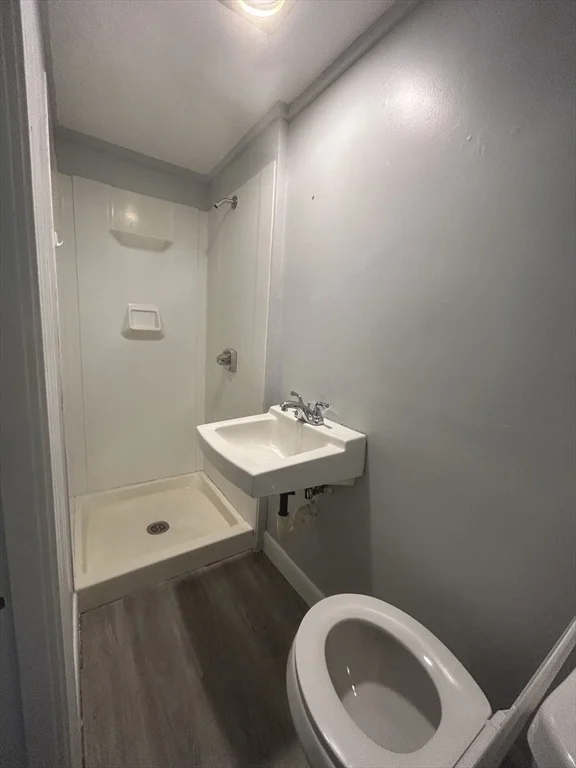 Photo of 9 Cricket Dr