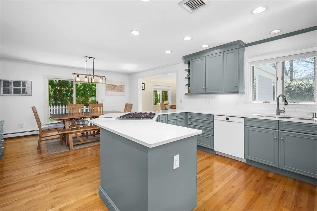 Photo of 98 Whistleberry Drive