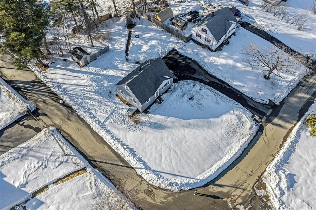 Photo of 8 Sunset Dr