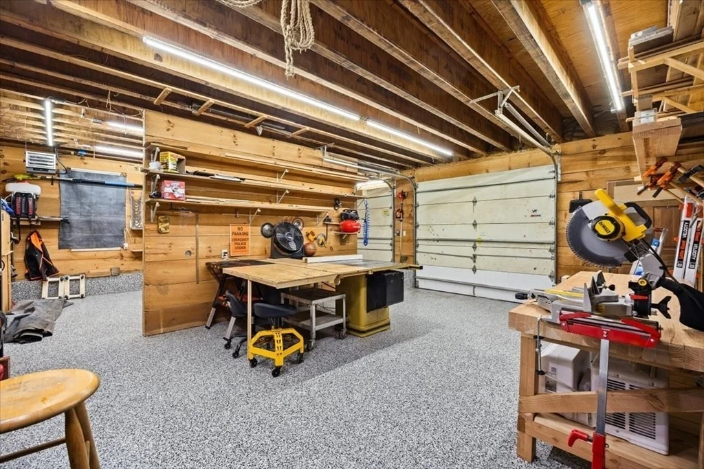 Photo of 74 Lakeview Rd