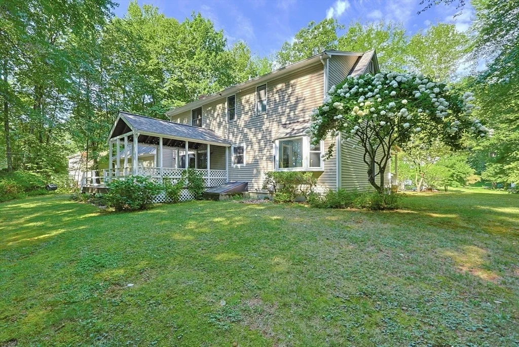 Photo of 74 Spinning Wheel Dr