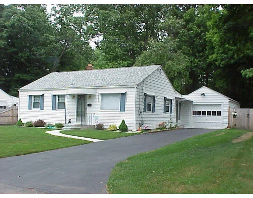 Photo of 41 Helen Circle