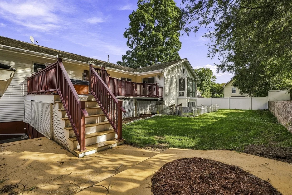 Photo of 10 Munson Street