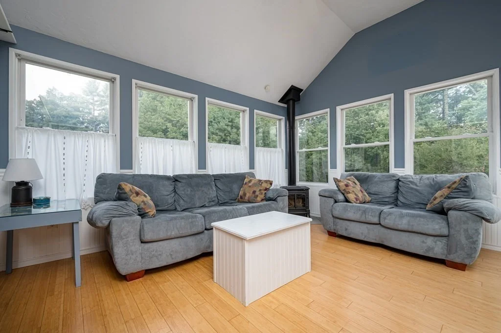 Photo of 10 Tobin Dr