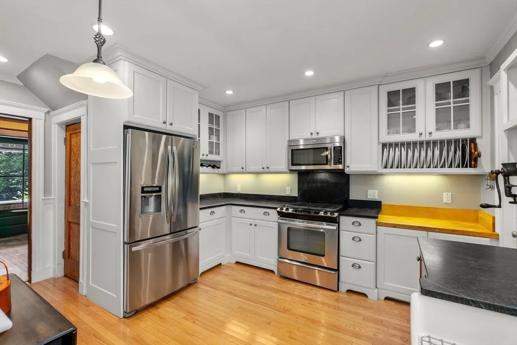 Photo of 45 Wendell Park