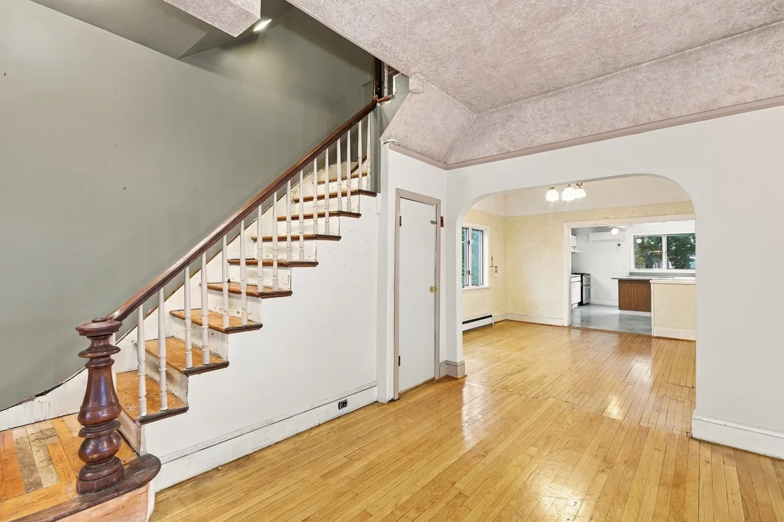 Photo of 85 Pine St