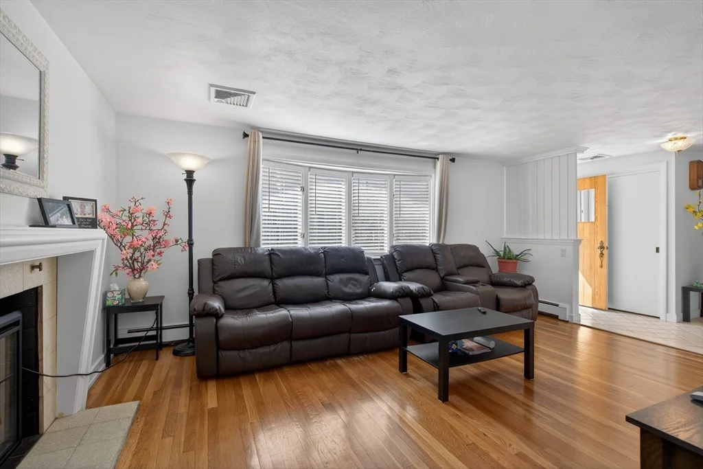 Photo of 4 River Park St