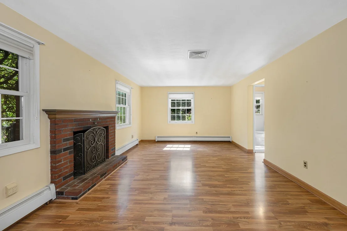 Photo of 16 Porter Rd