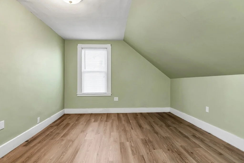 Photo of 17 Pond St