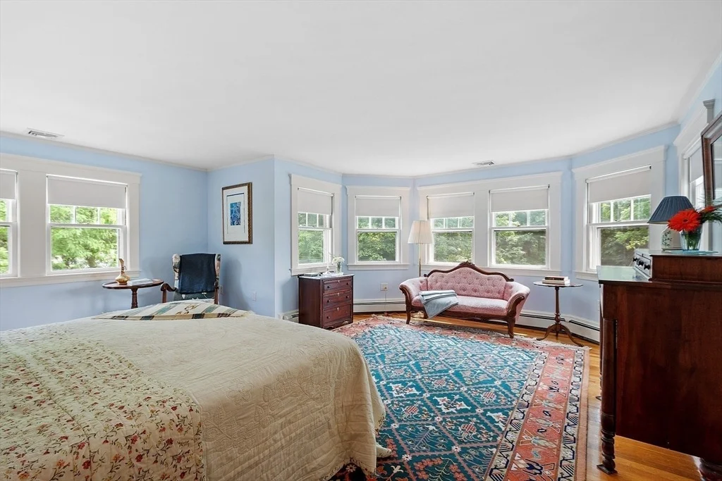 Photo of 10 Torr Street