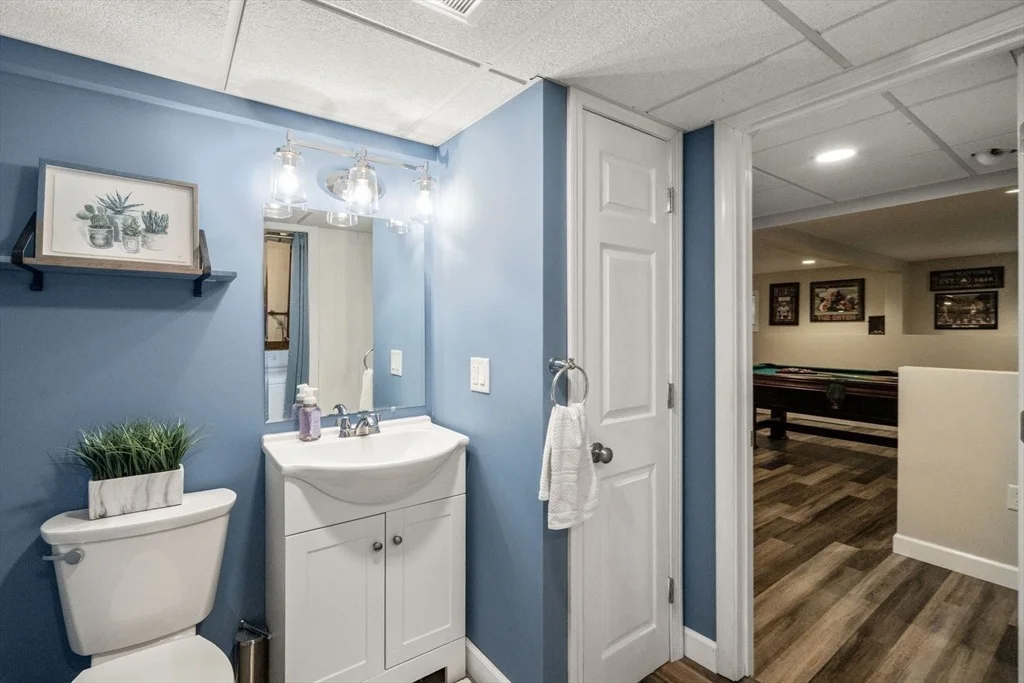 Photo of 12 Crescent Dr