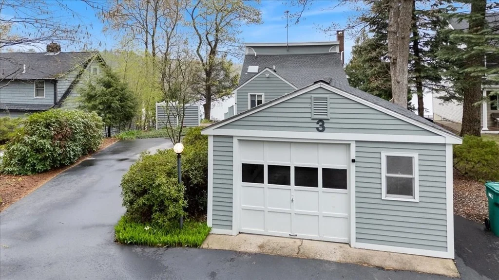 Photo of 3 Drew Ln