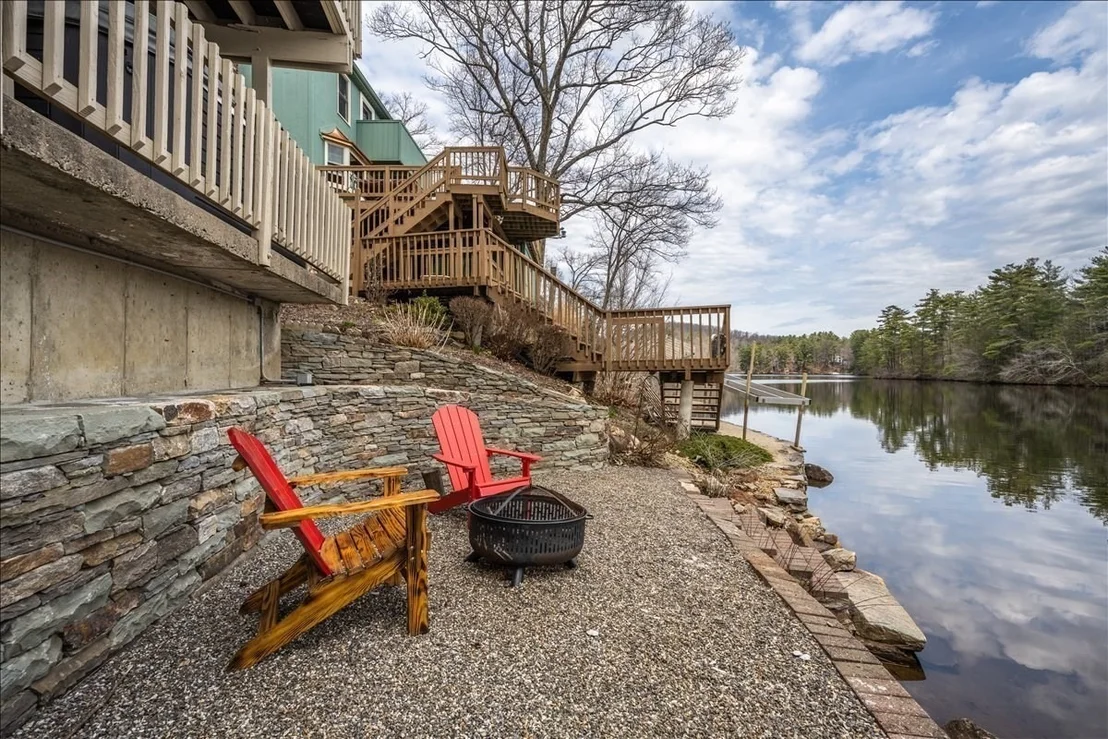 Photo of 105 Sandy Beach Rd