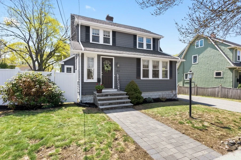 Photo of 182 William St